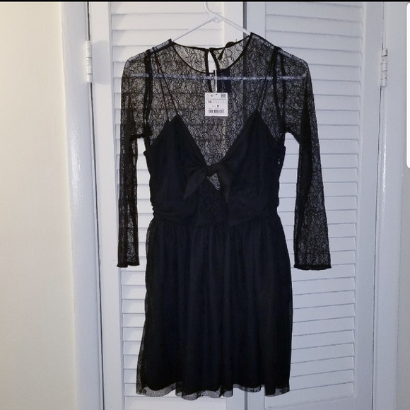 ZARA LACE & BOW MINI DRESS - Picture 4 of 4